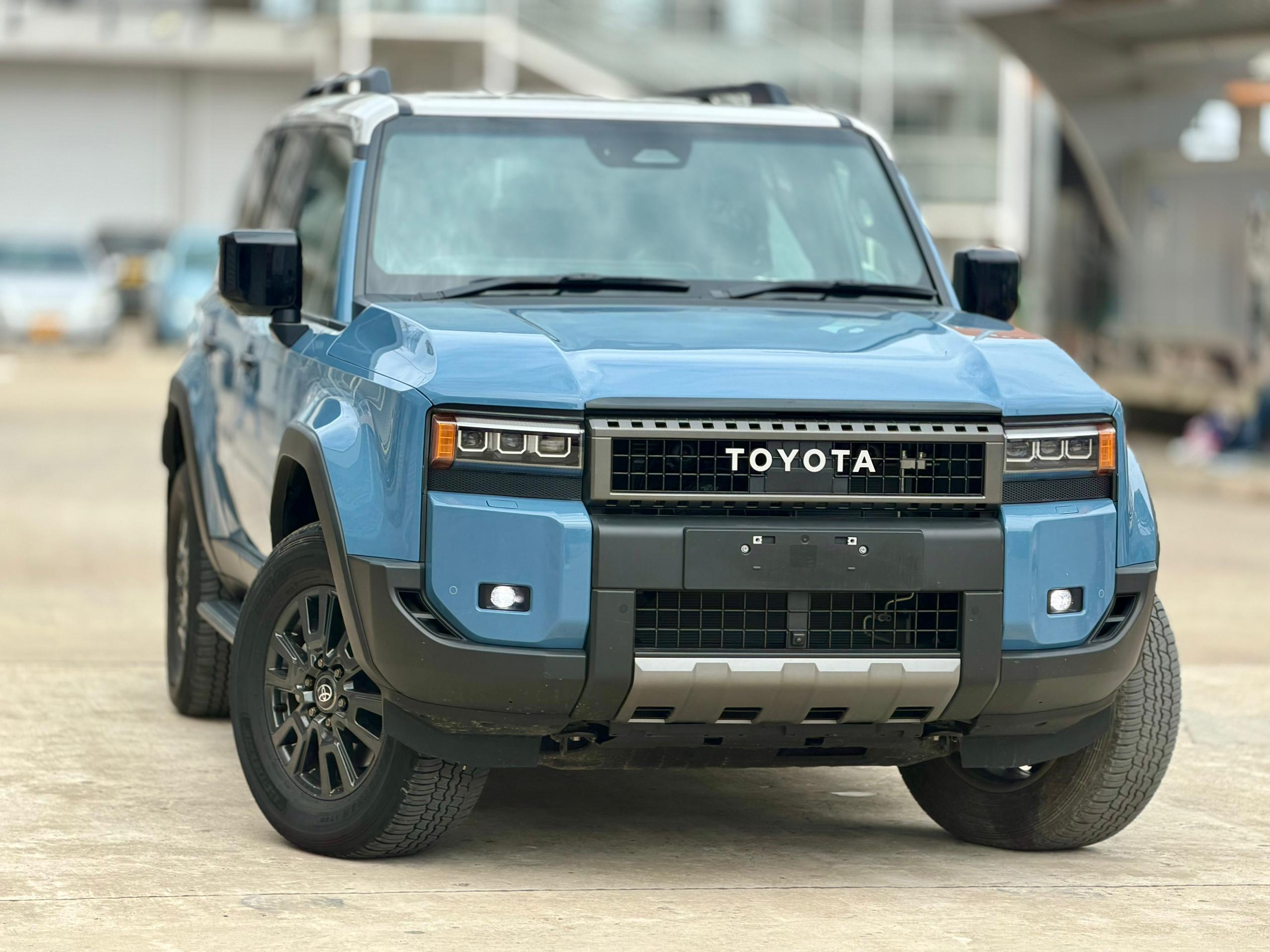 2025 TOYOTA LANDCRUISER PRADO 250