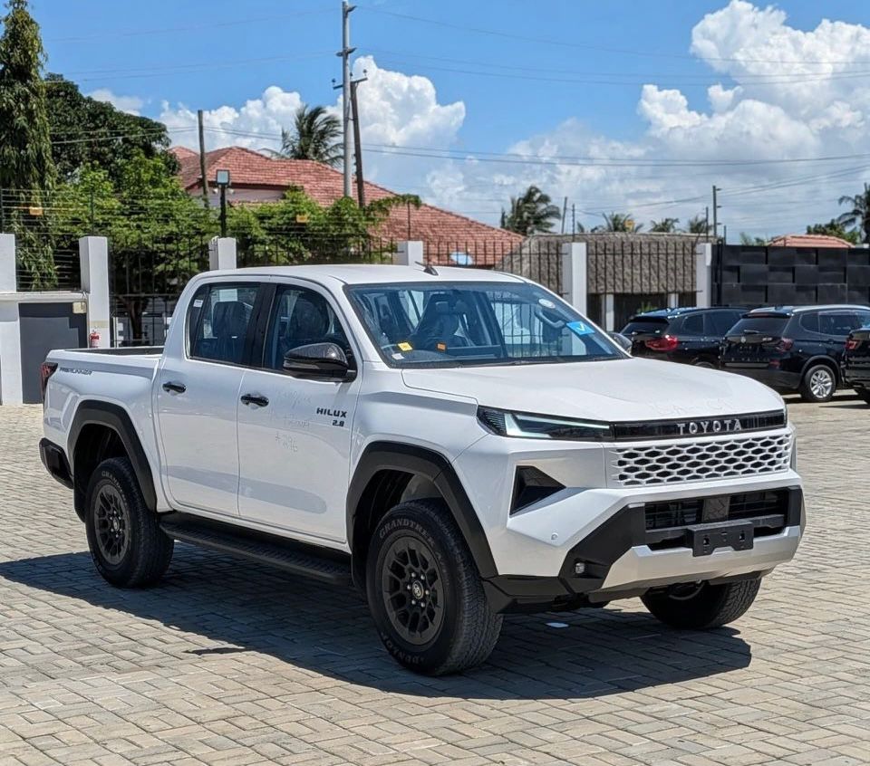 2026 TOYOTA Hilux Travo 2.8L PREMIUM DOUBLE CAB