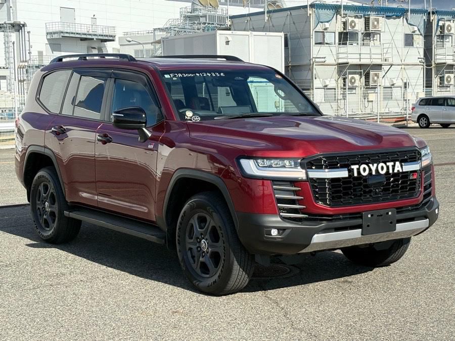 2025 TOYOTA LANDCRUISER GR SPORT (FJA300)