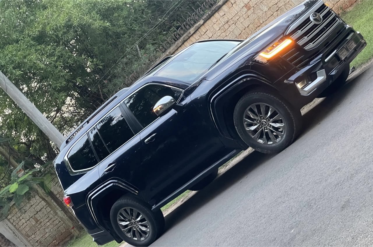 2023 TOYOTA LANDCRUISER ZX 3.3L 