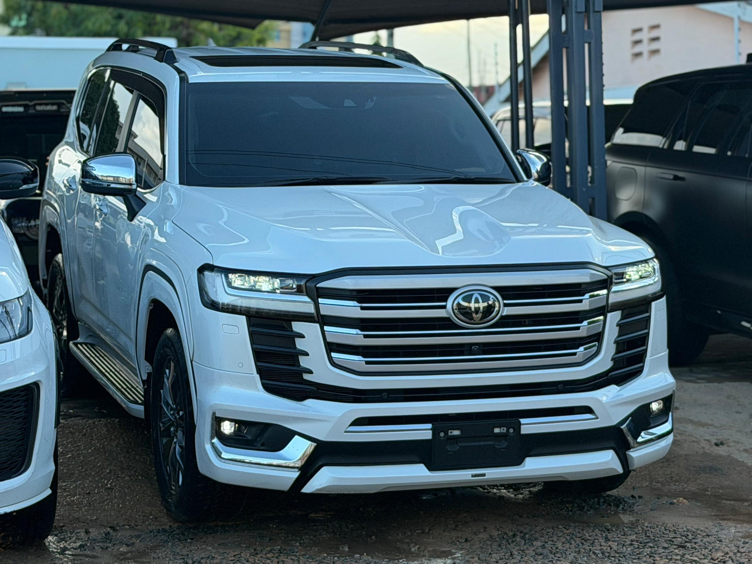 2024 TOYOTA LANDCRUISER 300 (VJA300)