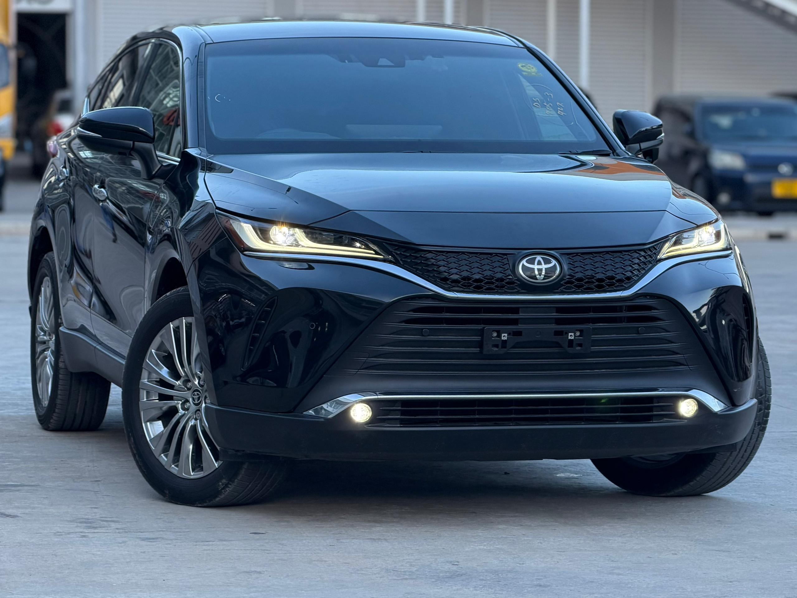 2020 TOYOTA HARRIER Z EDITION 2.0L PETROL