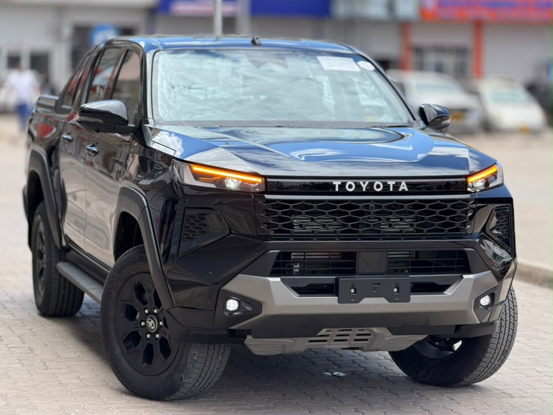 2026 TOYOTA HILUX TRAVO OVERLAND 2.8L DIESEL 4WD