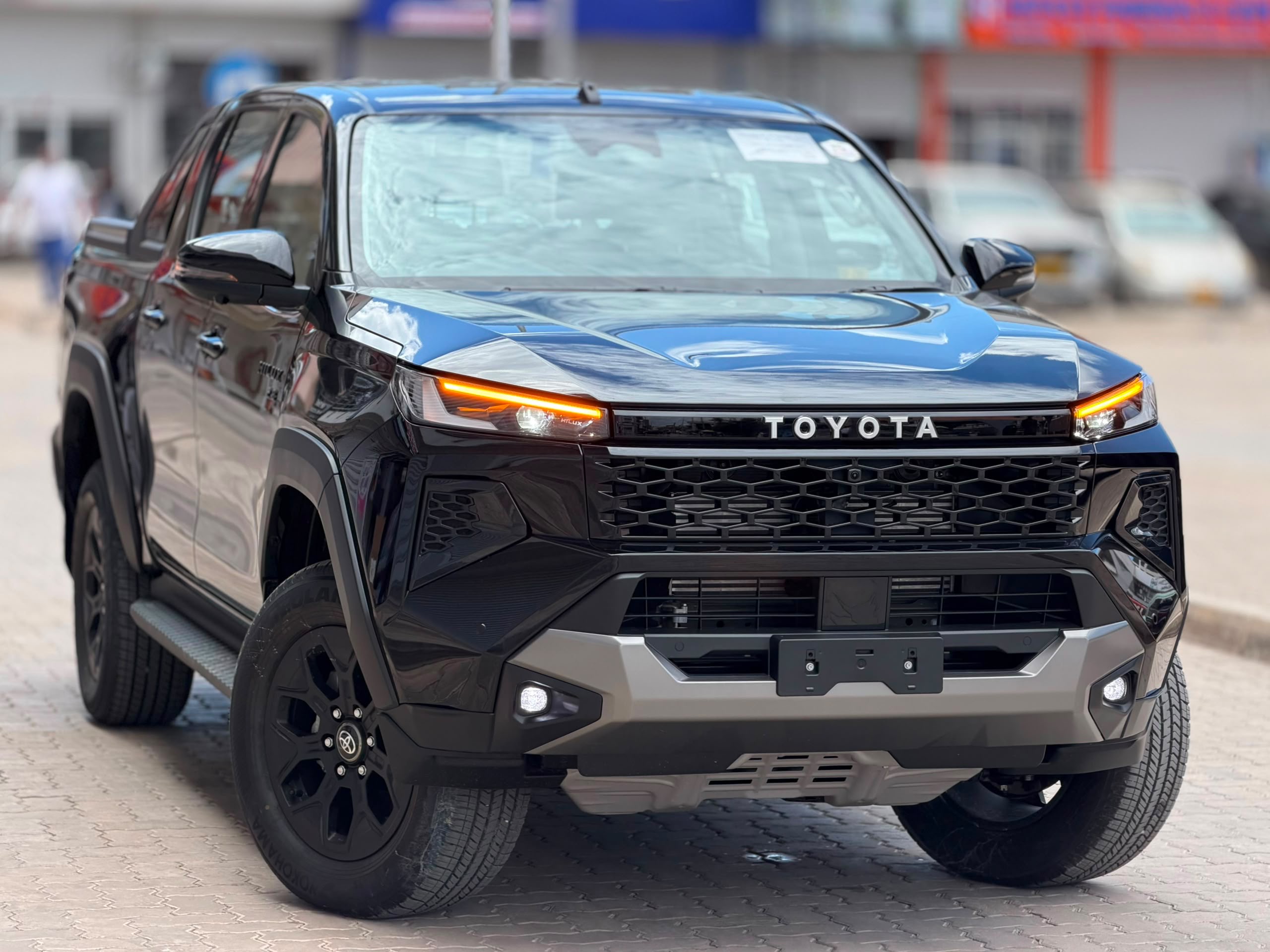 2026 TOYOTA HILUX TRAVO OVERLAND 2.8L